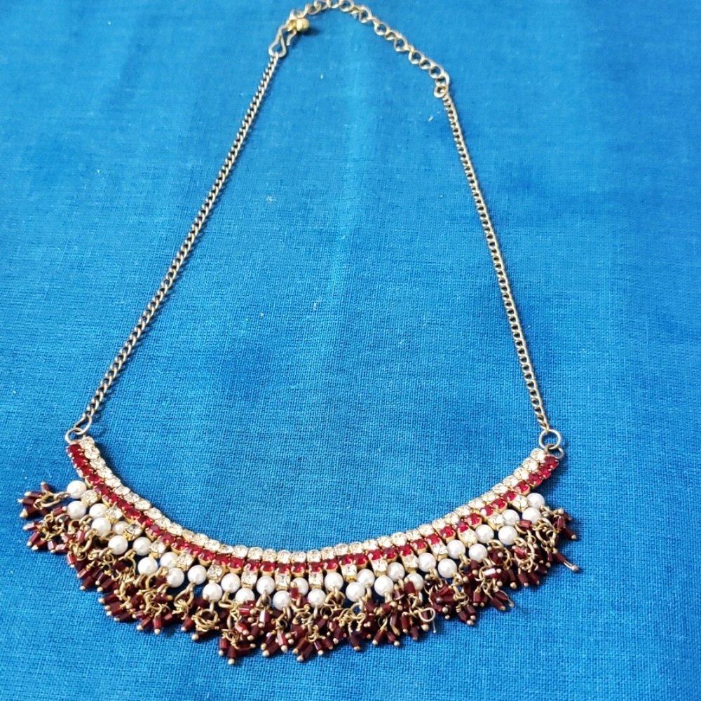 Necklaces - Picture 3 of 4